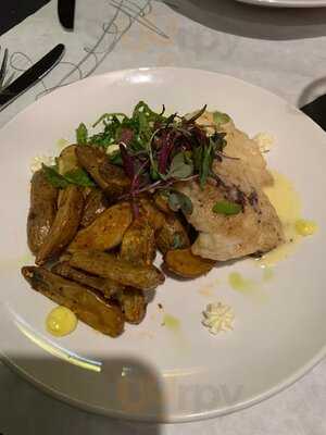 Alexander Pierce Restaurant