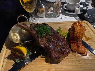 Alexander Pierce Restaurant