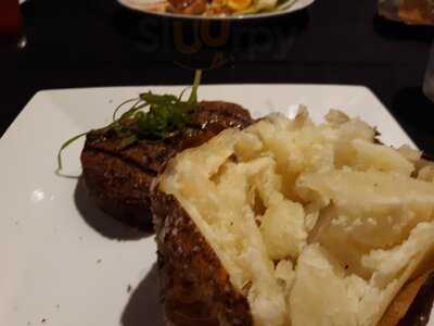 Alexander Pierce Restaurant