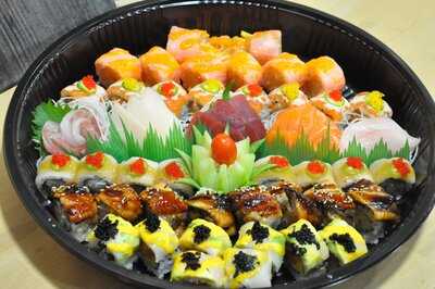 Fresh Ginger Ramen And Sushi