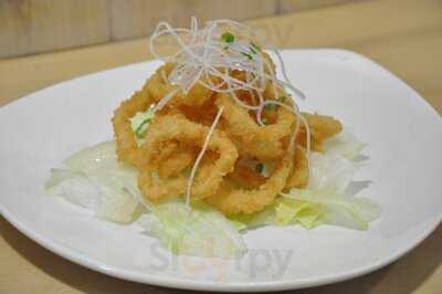 Fresh Ginger Ramen And Sushi