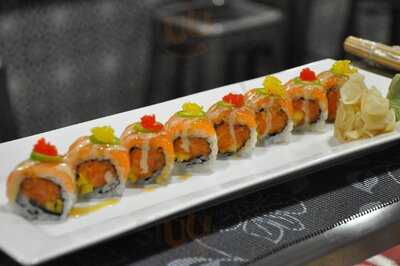 Fresh Ginger Ramen And Sushi