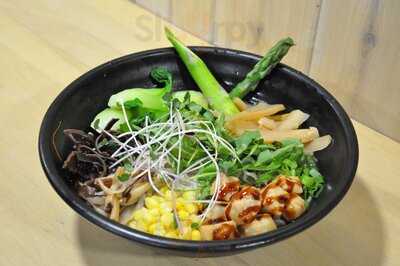 Fresh Ginger Ramen And Sushi