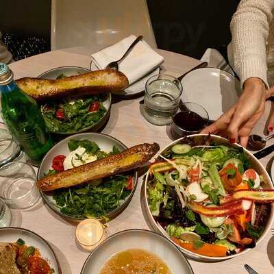 The Well Kitchen & Table