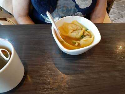 Akashi Fusion Asian & Sushi Bar