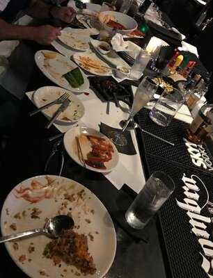 Ya-ya's Chophouse & Seafood