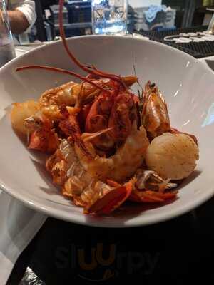 Ya-ya's Chophouse & Seafood