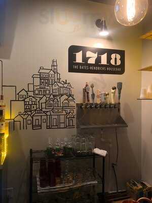 1718 The Bates-hendricks Housebar