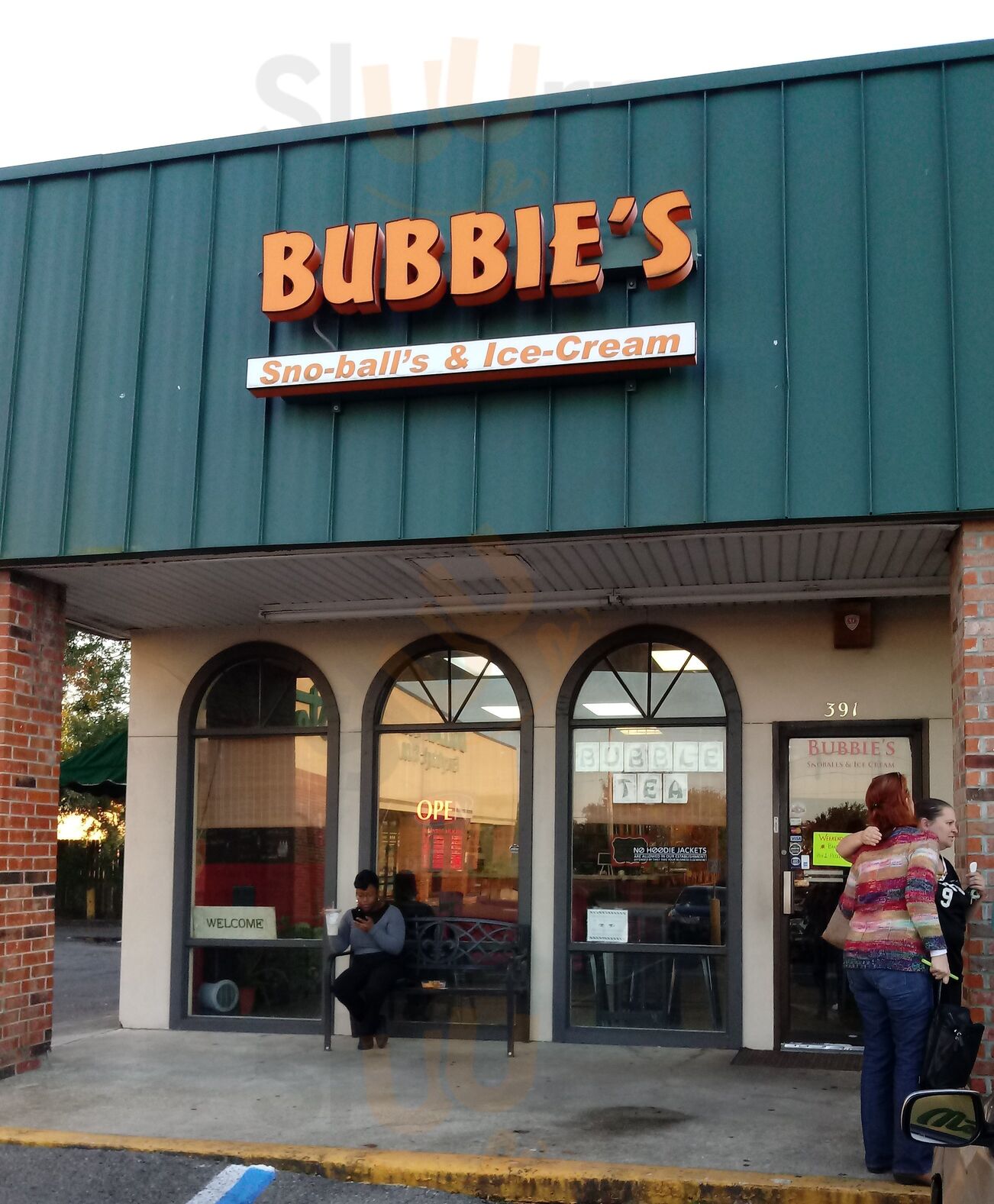 Bubbie's Sno-balls & Ice Cream