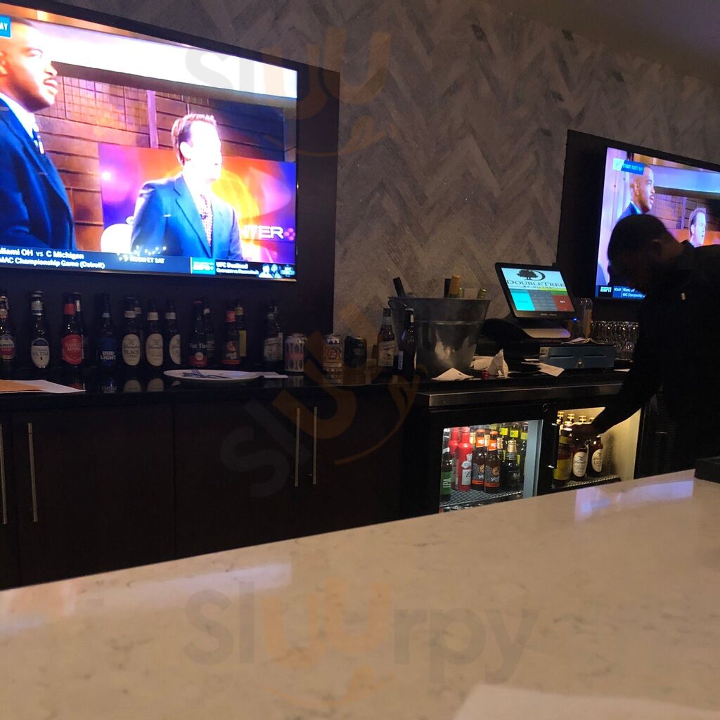 Seasons Bakery And Grille