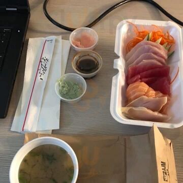 Koi Sushi Bar & Asian Bistro