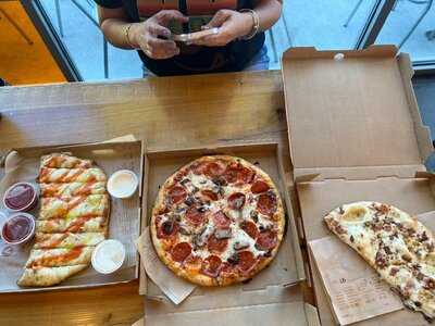 Blaze Pizza