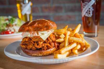 Fretboard Brewing & Public House