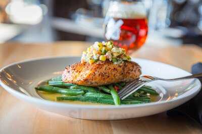 Fretboard Brewing & Public House