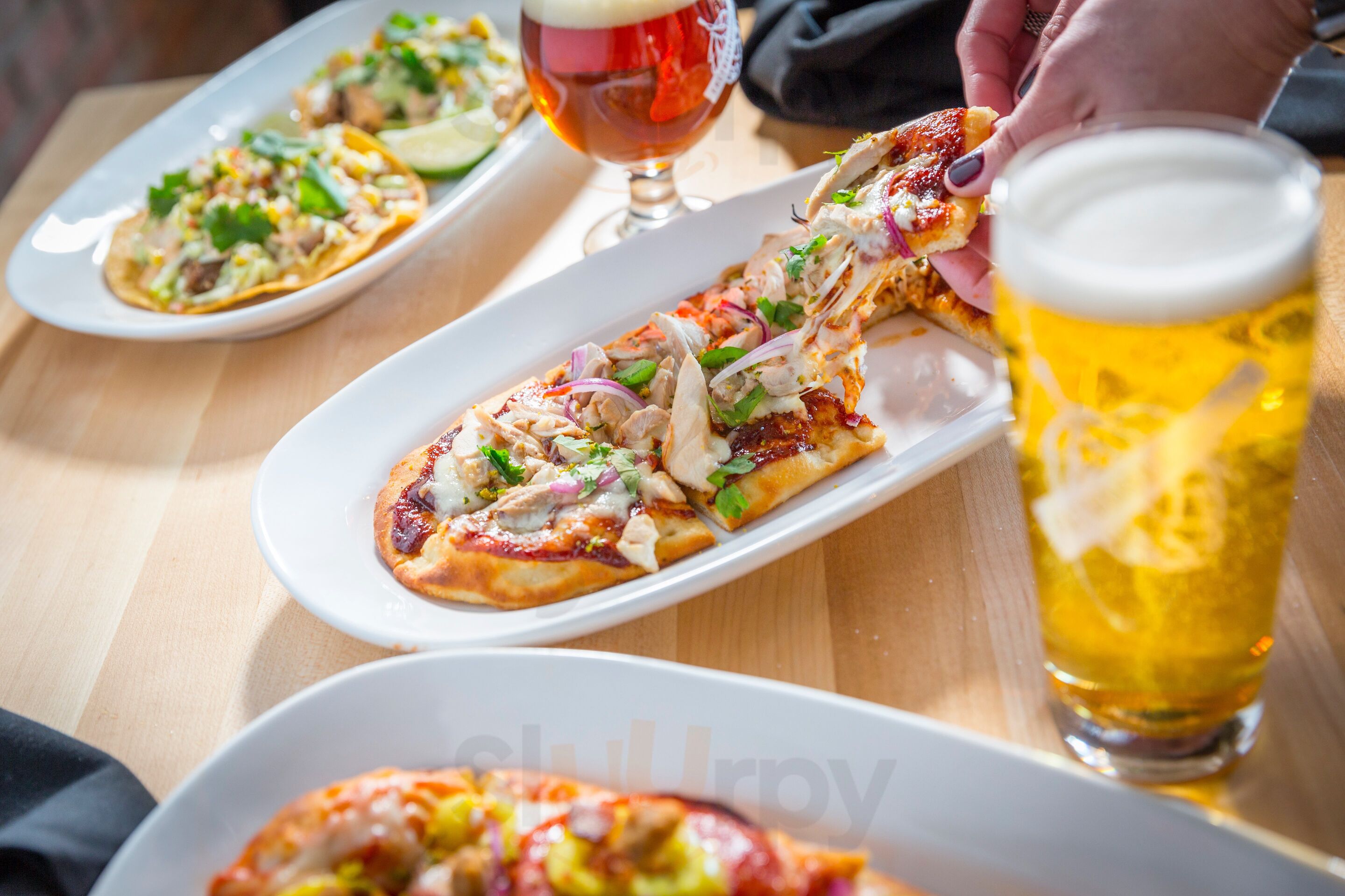 Fretboard Brewing & Public House