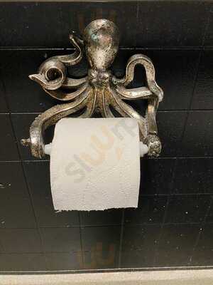 El Pez Kitchen And Sushi