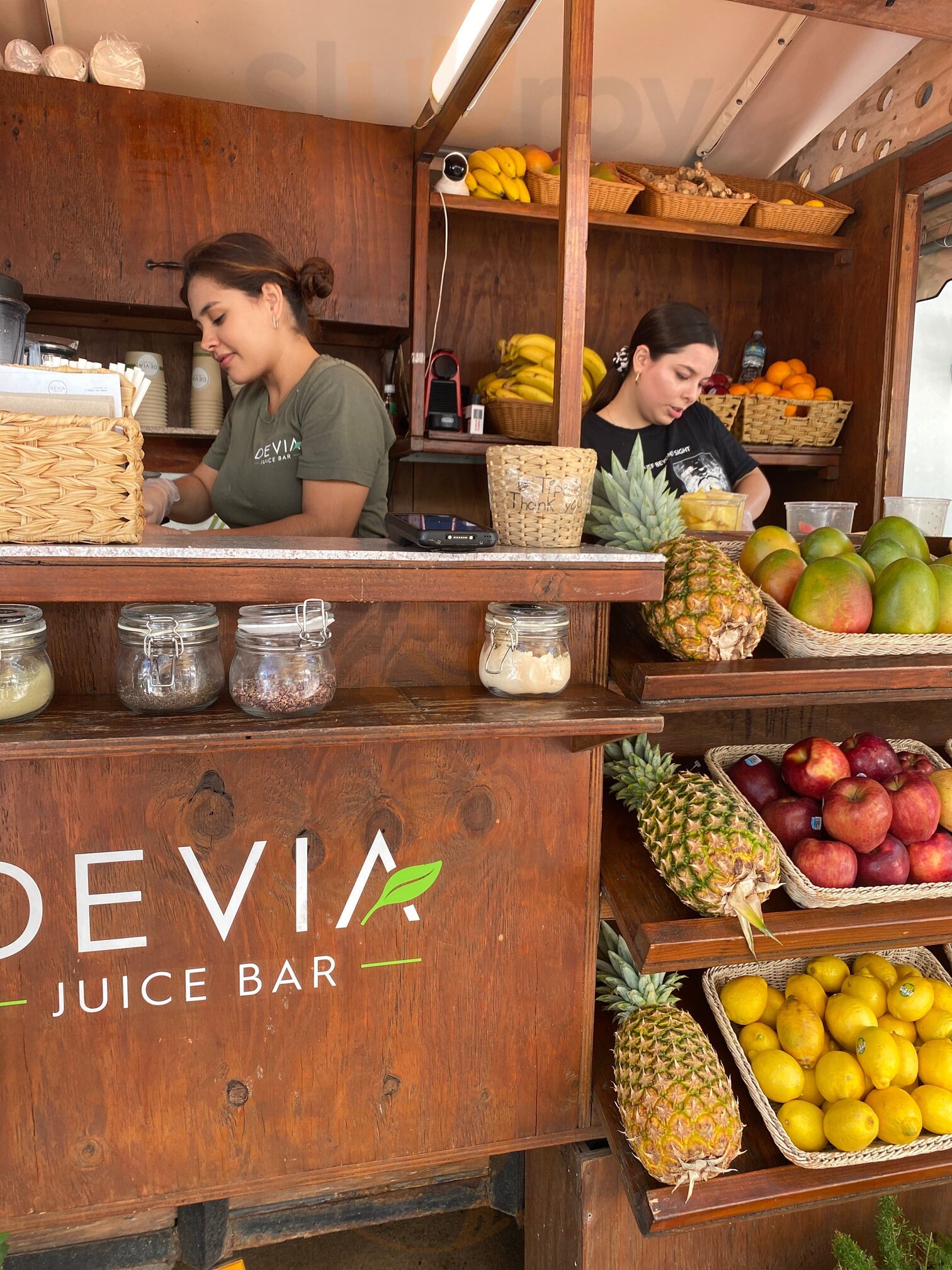 Devia Juice Bar