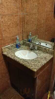 Daybreak Cafe & Grill