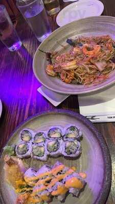 Hot Sake Sushi & Asian (clearwater Beach)