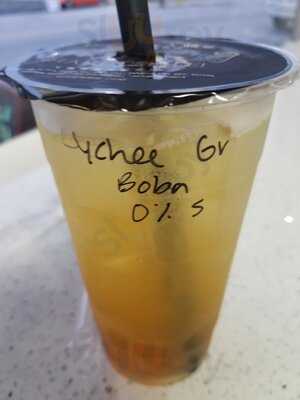 Ding Tea & Ha Long Cafe