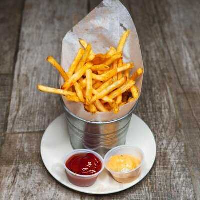 Julia's Bistro And Bar