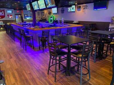 Turn 3 Sports Bar