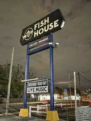 Beach Road Fish House & Chicken Dinners