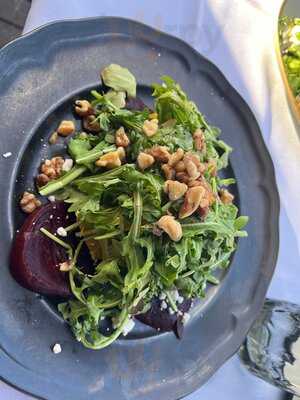 1592 Wood Fired Kitchen & Cocktails