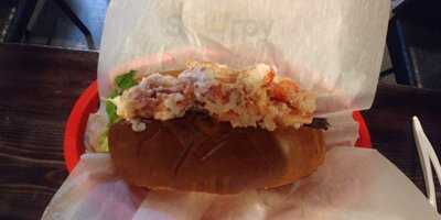 Lobstah On A Roll