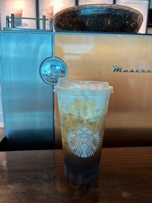 Starbucks At The Westin Memorial City