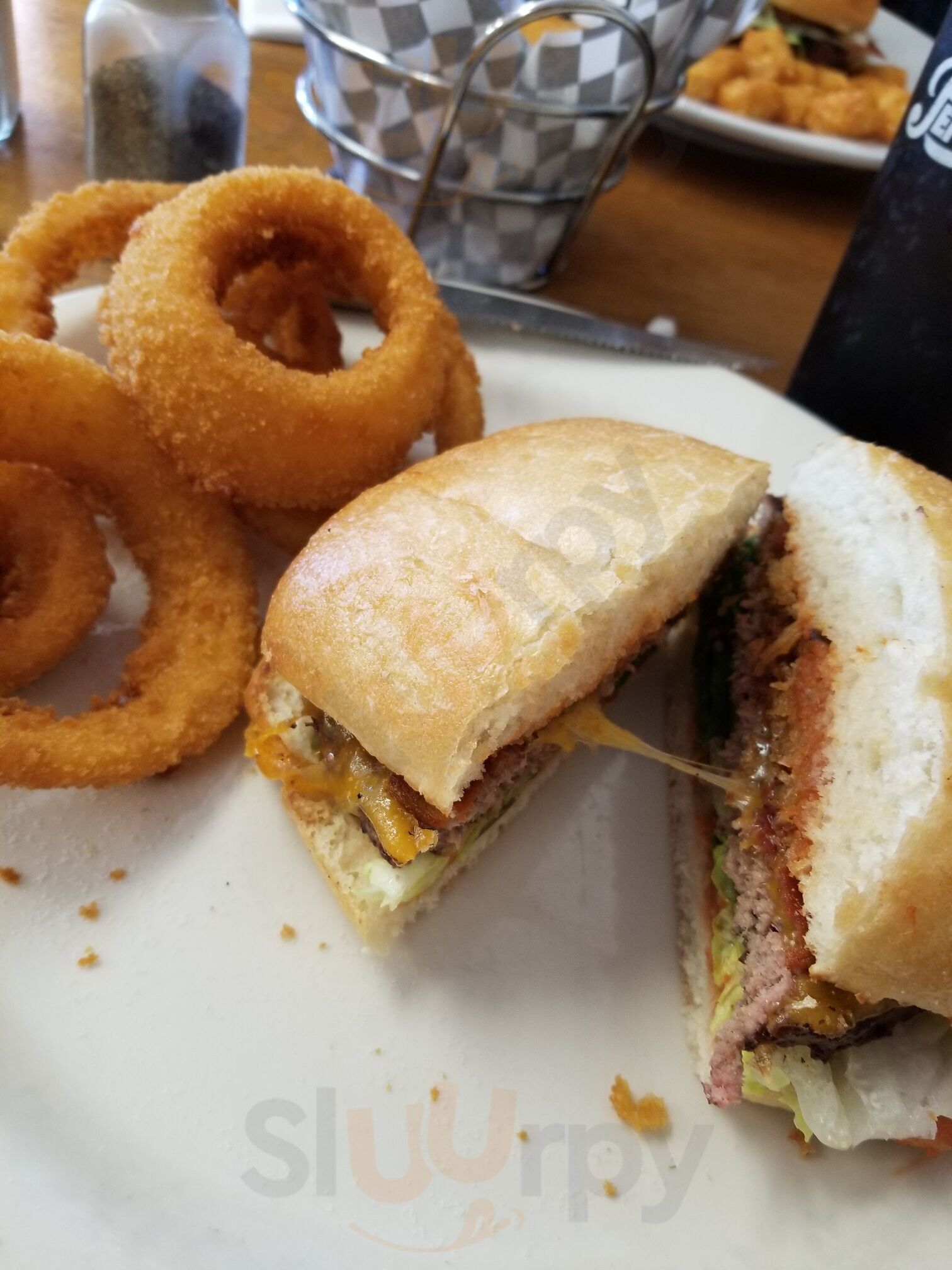 Elgin Station Grill & Bar
