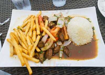 The Llama's House Bar & Grill