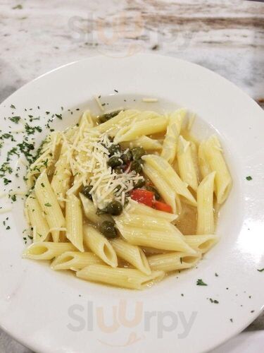 Lucianos Restaurant