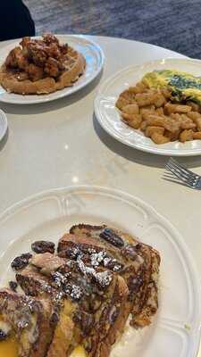 By George Restaurant And Bar