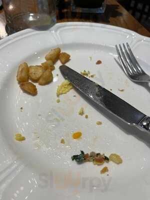 By George Restaurant And Bar