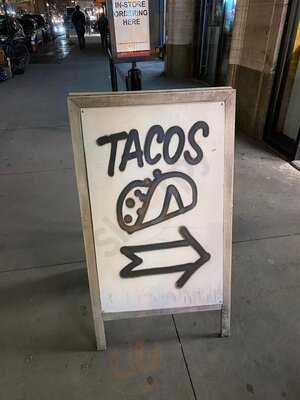 Los Tacos No. 1