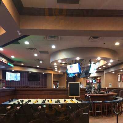 Boss' Pizzeria And Sports Bar