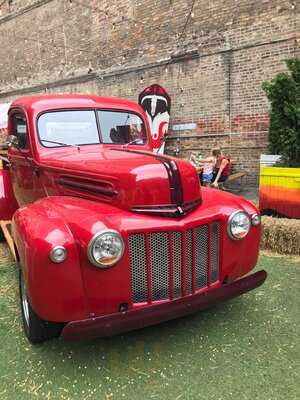 Jojo's Shake Bar - Water Tower Place