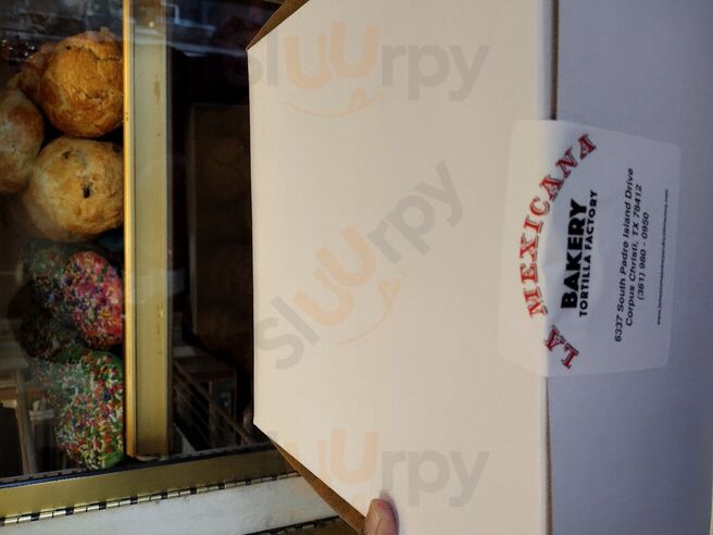 La Mexicana Bakery & Tortilla Factory