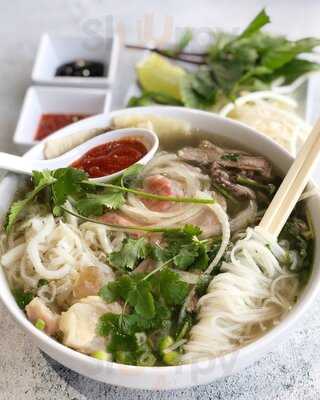 Pho Hoa Noodle Soup