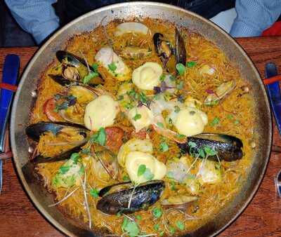 Bar Crudo Oyster Bar And Restaurant