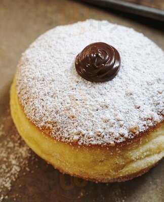 Angelina Bakery (central Park)