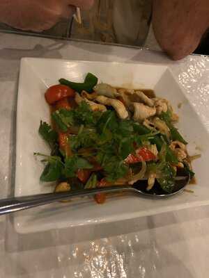 Maile's Thai At Ward