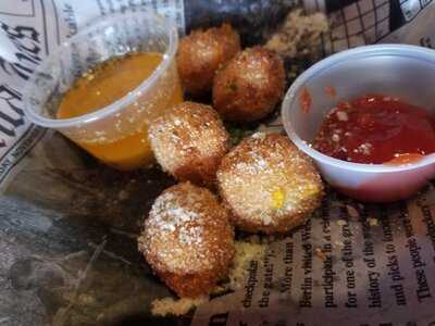 Hook & Real Cajun Seafood