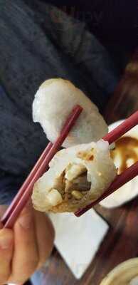 Julia Tea & Dim Sum House