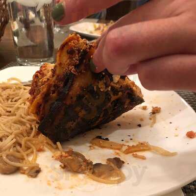 La Familia Restaurant Easton