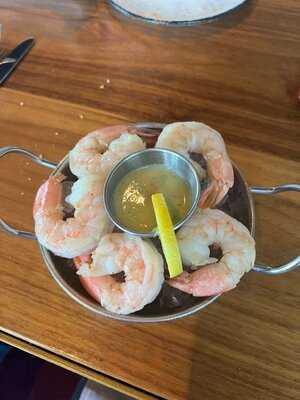 Swizzle Dinner & Drinks