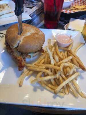 Legend's Pub & Grill