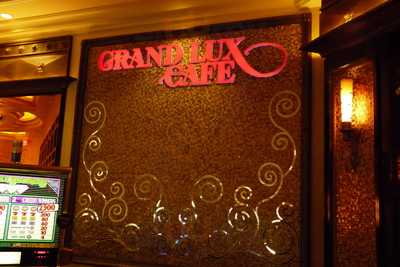 Grand Lux Cafe