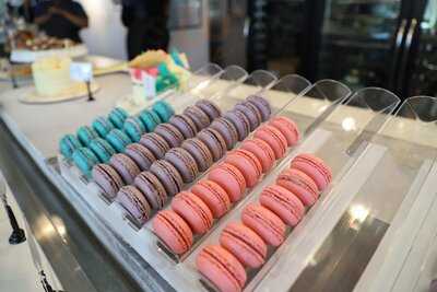 Common Bond Bistro & Bakery - Heights